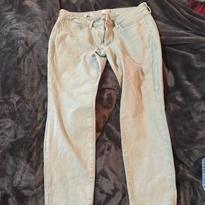 Universal thread jeans